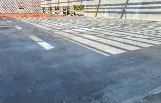 Jointless slabs