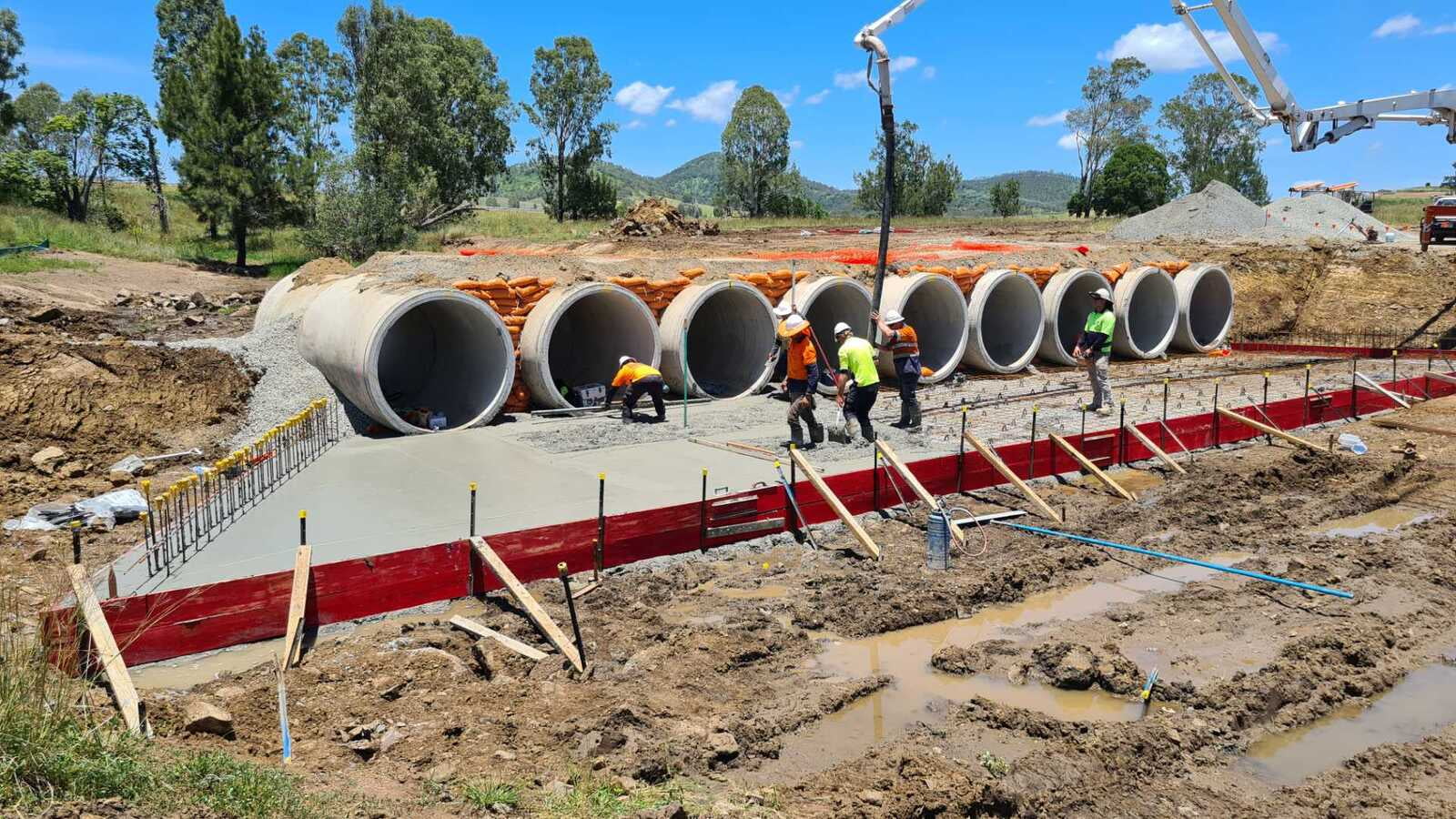 Apron slab with SteelX + SL82 mesh