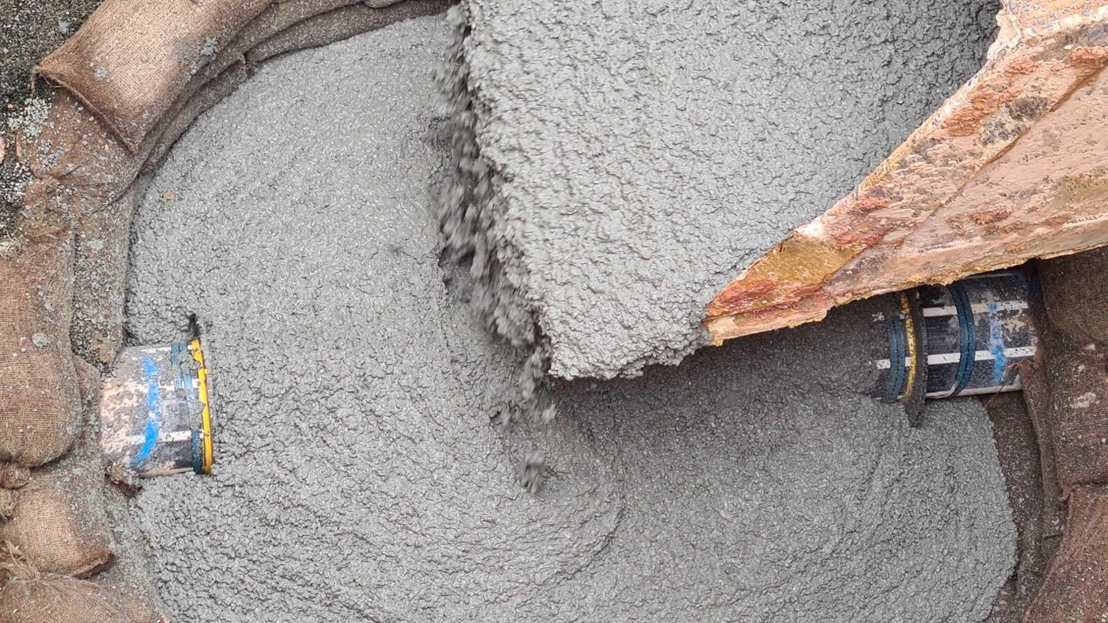 Manhole Base Pour