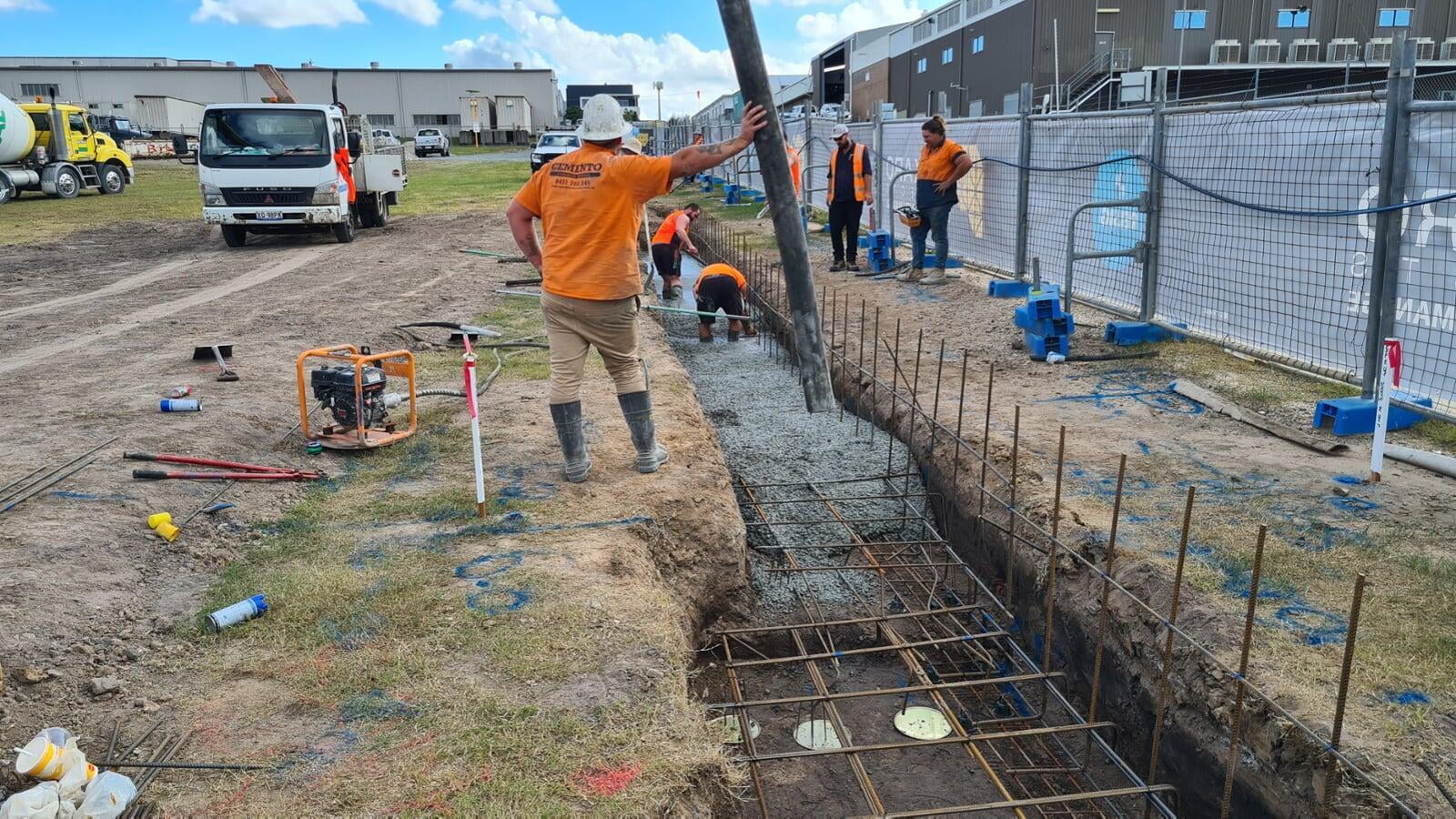 Retaining wall footing